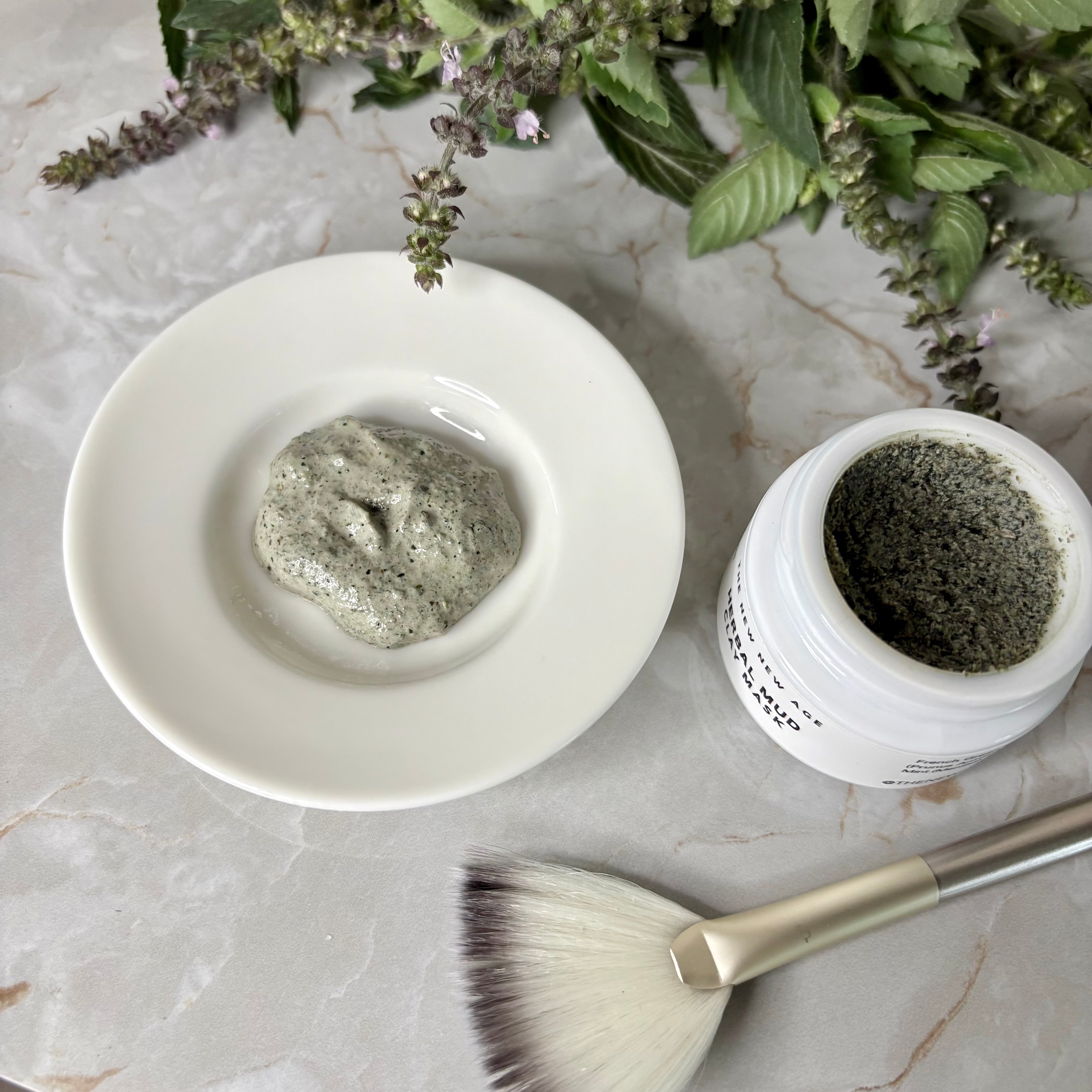 Herbal Mud Clay Mask by The New New Age