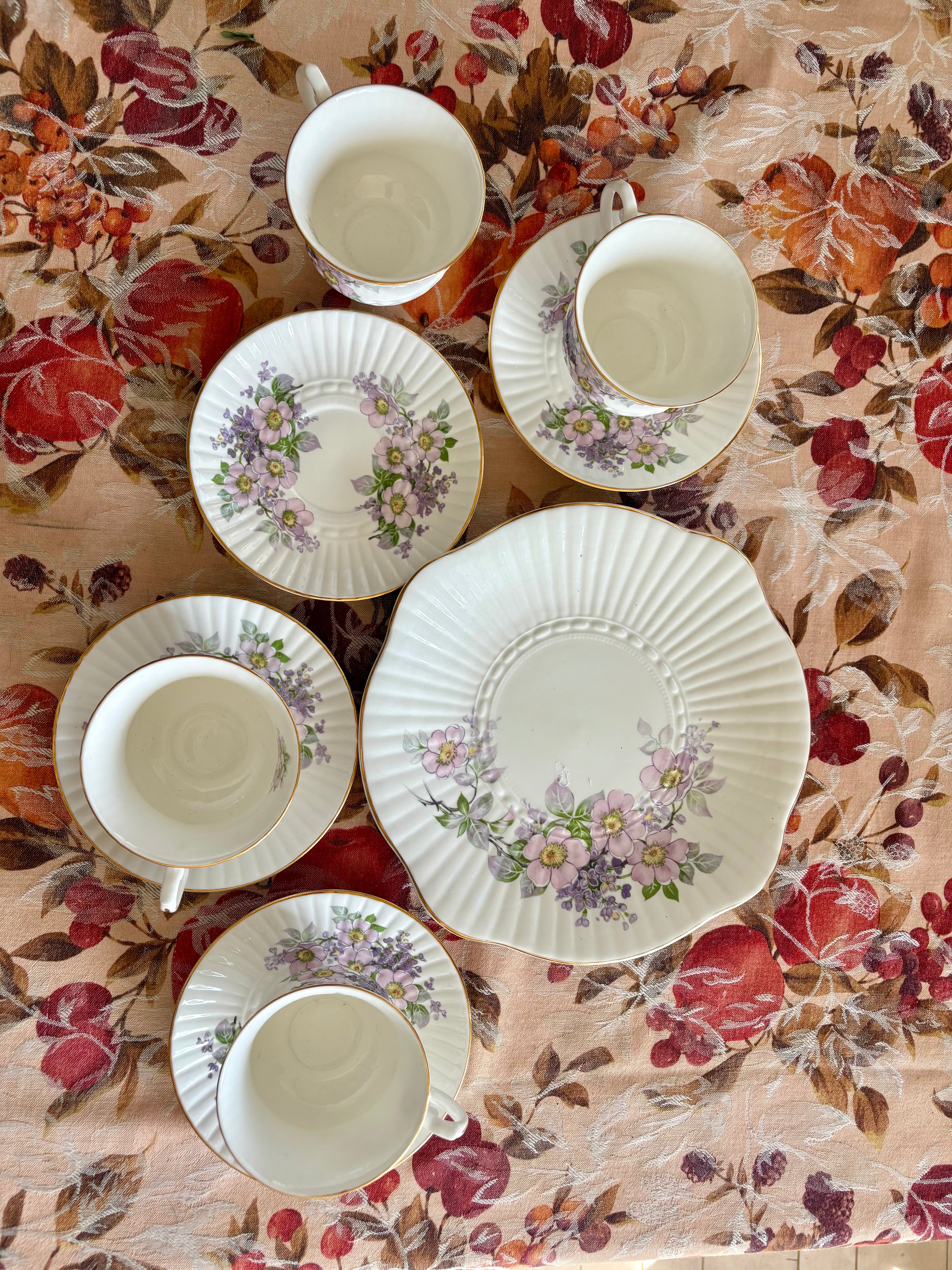 Royal Tara Tea Set