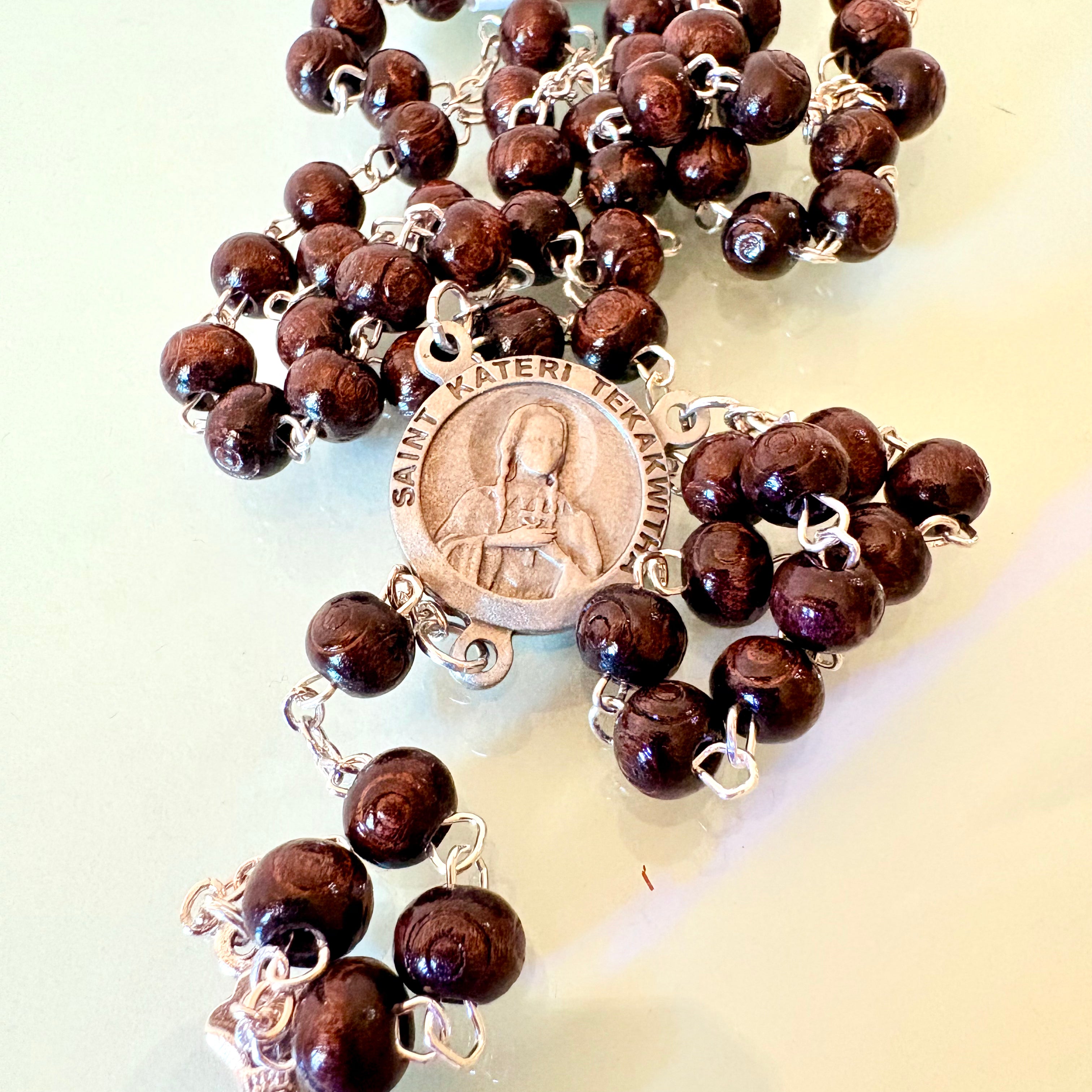 ROSARY TOUCHED TO THE TOMB OF SAINT KATERI TEKAKWITHA